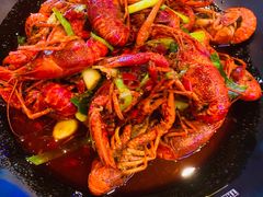 十三香小龙虾-金陵暴走小龙虾·迷踪蟹(凯德MALL店)