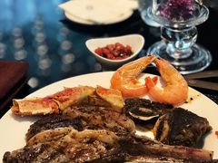 -圣丰索菲特·2 On 988 Café 自助餐厅