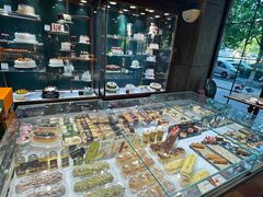 -红跑车蛋糕世界(清江路店)