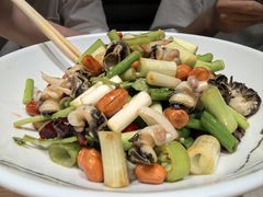 -街角等你.大连海鲜烧烤(西安路店)