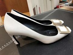 -爱革·洗衣改衣·洗鞋修鞋·洗包修包·奢侈品护理(宝地广场店)