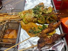 -何师烧烤Pro ·江湖川菜·小龙虾·精酿(太古里旗舰店)