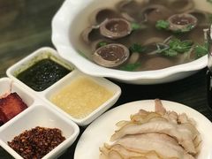 -老白肉馆(临江小区店)