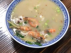 -亚忠小吃店(曾厝垵店)