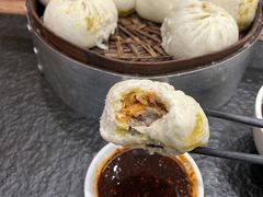 牛肉红萝卜包子-胡家包子·清真(大众巷店)