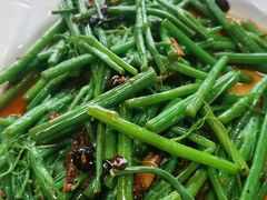 豆豉鲮鱼炒佛手瓜苗-鹅城