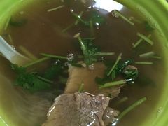 -胡记锅贴·沪上游子老鸭粉丝汤(太原路店)