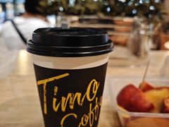 拿铁-TIMO COFFEE 阿拉校园面包
