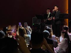 -TZ House音乐现场(来福士中心店)