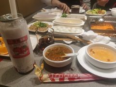 -海底捞火锅(曹安公路店)