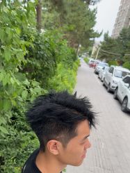 -MOVAN  HAIR莫凡匠人发型屋