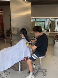 -侨治发型