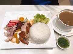 新发八宝饭-香港新发烧腊茶餐厅(水围店)