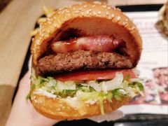 -The Habit Burger Grill 哈比特汉堡(复兴soho店)