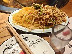-山河屯铁锅炖鲜鹅·东北菜(开发区一店)
