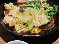 -万记麻辣烫国展总店