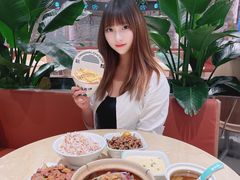 -老乡鸡(上海白玉兰广场店)