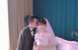 -雪中彩影婚纱摄影·微光艺术中心