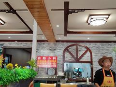 -菌之家·专业纯野生菌火锅·特色炒菌