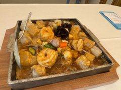 -品海楼·大连海胆锅贴馆(东港店)