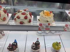 -花花卷卷·鲜食蛋糕(静安久光百货店)