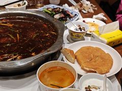 -乡土特色.冷锅鱼.牦牛肉汤锅