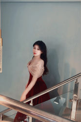 -衣贝姿婚纱礼服馆