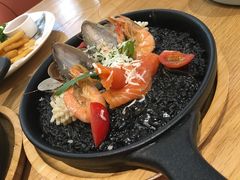 -LO CALCOW卡路力轻食主义餐厅(陆家嘴店)