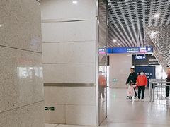 -朱辛庄(地铁站)