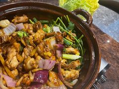 -胡须佬鸡煲四季火锅(海雅缤纷城店)