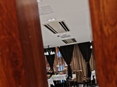 -老人和饭店(淮海中路店)