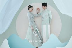 -雪中彩影婚纱摄影·微光艺术中心