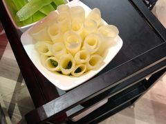 -热火朝天鲜切牛肉火锅(南强街巷店)