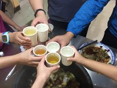 -粘豆包柴火铁锅炖