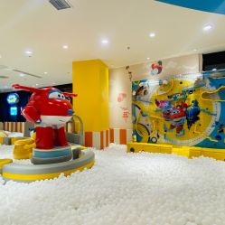 -乐多星球潮玩中心(沈阳嘉里城店)