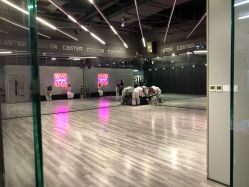 点击看大图 -CASTER跳舞俱乐部