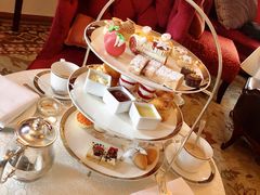 节日限定双人红丝绒下午茶-Salon de Ville浦江汇(上海外滩华尔道夫酒店店)