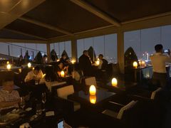 大堂-FLAIR顶层餐厅酒吧(浦东丽思卡尔顿酒店)