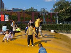 -季高兔窝窝亲子园(上海薰衣草公园店)