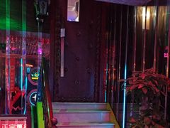 -路边边.炒菜烧烤.音乐餐厅(良乡长虹店)