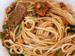 -牛八宝桂林米粉(八里庄店)