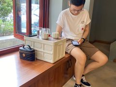 -SAFARI COFFEE