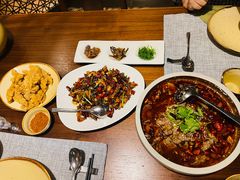 -石梅湾威斯汀度假酒店-品味餐厅·川湘菜·海鲜风味火锅·手工面食·万州烤鱼·口味牛蛙·小龙虾