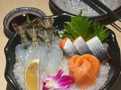 -万岁料理回转寿司(华贸店)