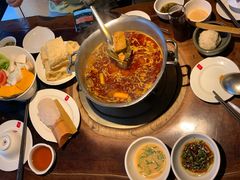 -鼎王麻辣锅(七贤店)