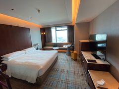 -上海龙之梦万丽酒店