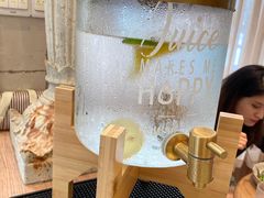 -玛格萝妮比萨屋(四平店)