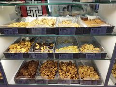 面包甜点陈列柜-上海哈尔滨食品厂(合生汇店)