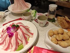 -三人行骨头王火锅(长寿店)
