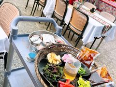 -刘姐啤酒鱼民族演艺餐厅(西街总店)